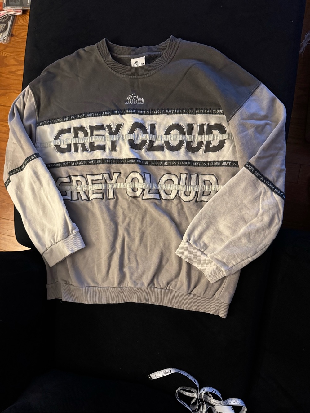 Grey Cloud Colorblock Graphic Sweatshirt XL